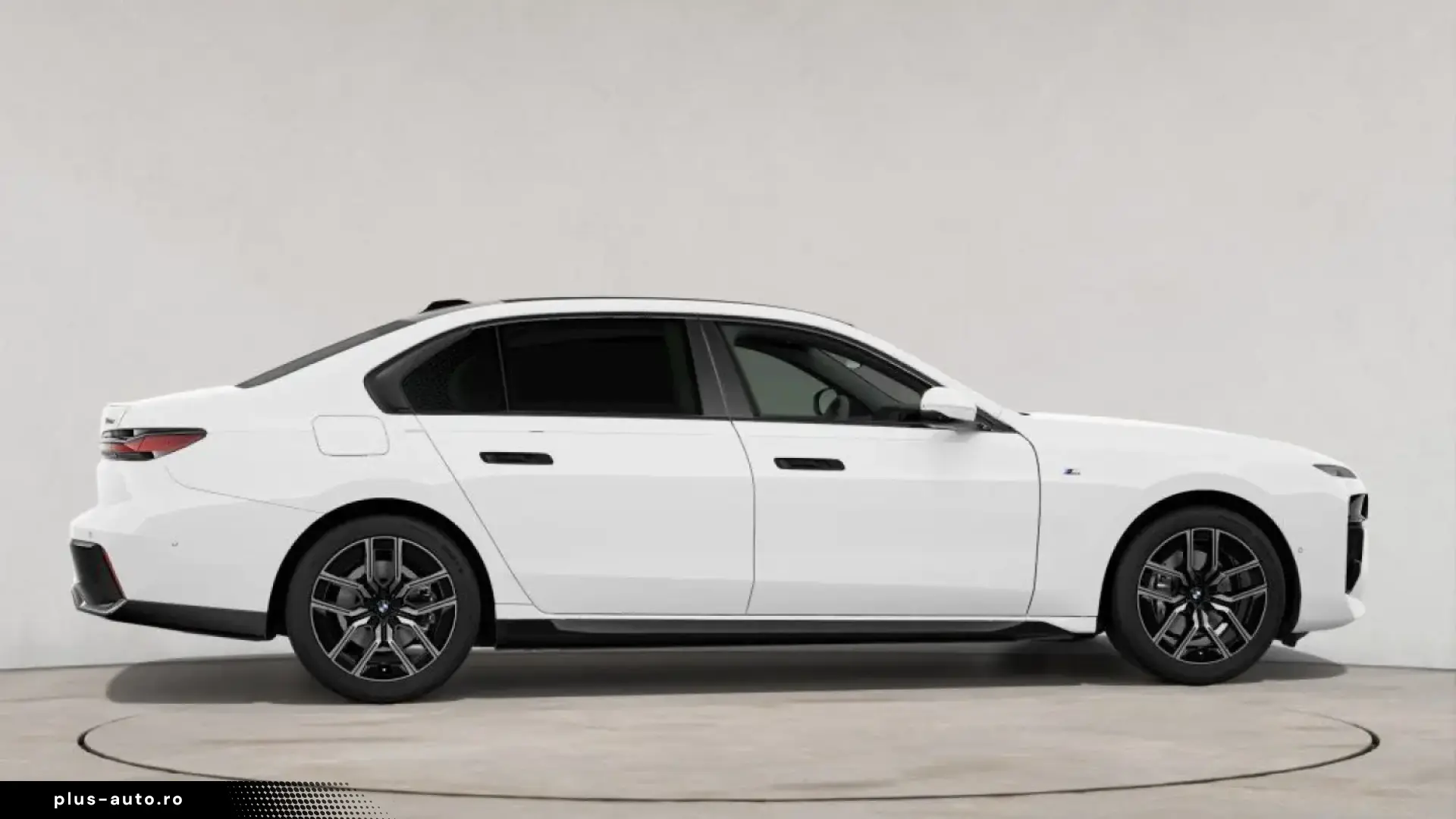 BMW Seria 7 în leasing operațional MOOV
