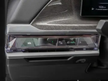 BMW 740d xDrive M Sportpaket Standhzg IconicGlow 20