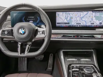 BMW 740d xDrive M Sportpaket Standhzg IconicGlow 20