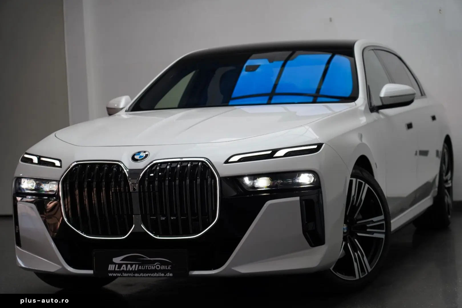 BMW Seria 7 în leasing operațional MOOV