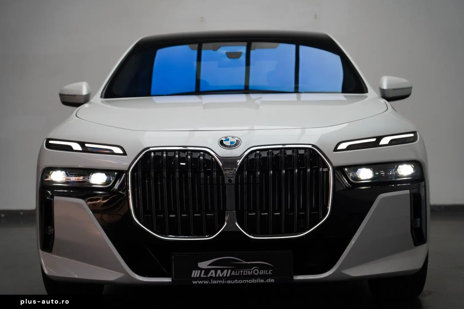 BMW Seria 7 în leasing operațional MOOV