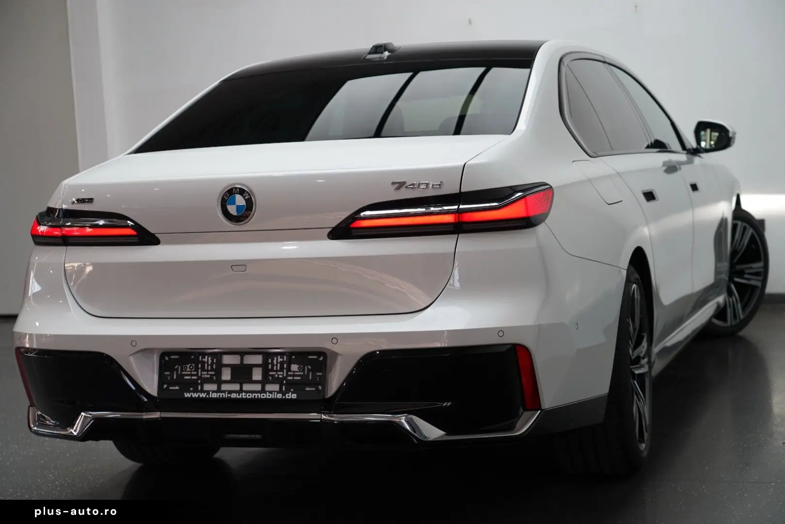 BMW Seria 7 în leasing operațional MOOV