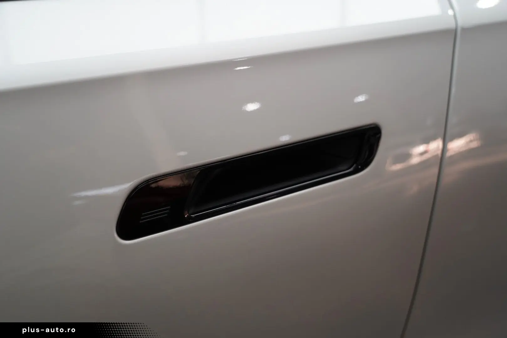 BMW Seria 7 în leasing operațional MOOV