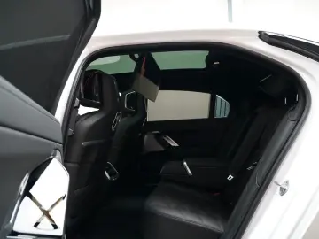 BMW 740 d xDrive M Sport SKYLOUNGE