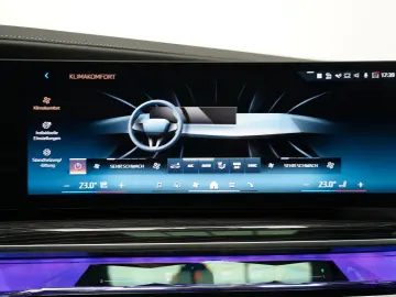 BMW 740 d xDrive M Sport SKYLOUNGE