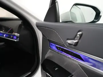 BMW 740 d xDrive M Sport SKYLOUNGE