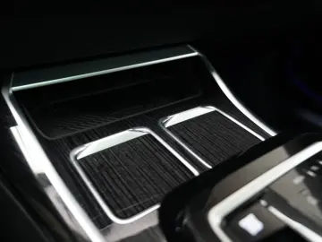 BMW 740 d xDrive M Sport SKYLOUNGE