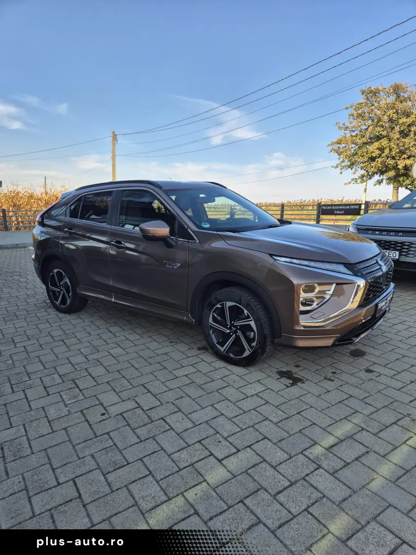MITSUBISHI Eclipse Cross 2023 — imagine 3