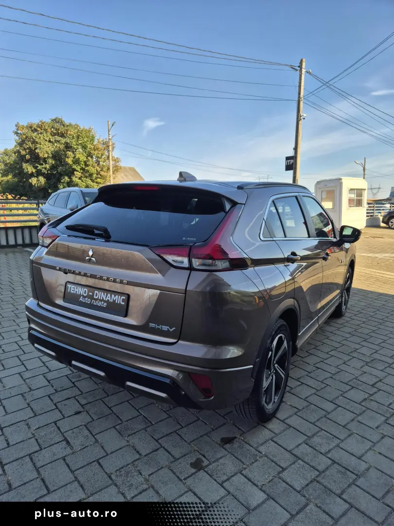MITSUBISHI Eclipse Cross 2023 — imagine 6