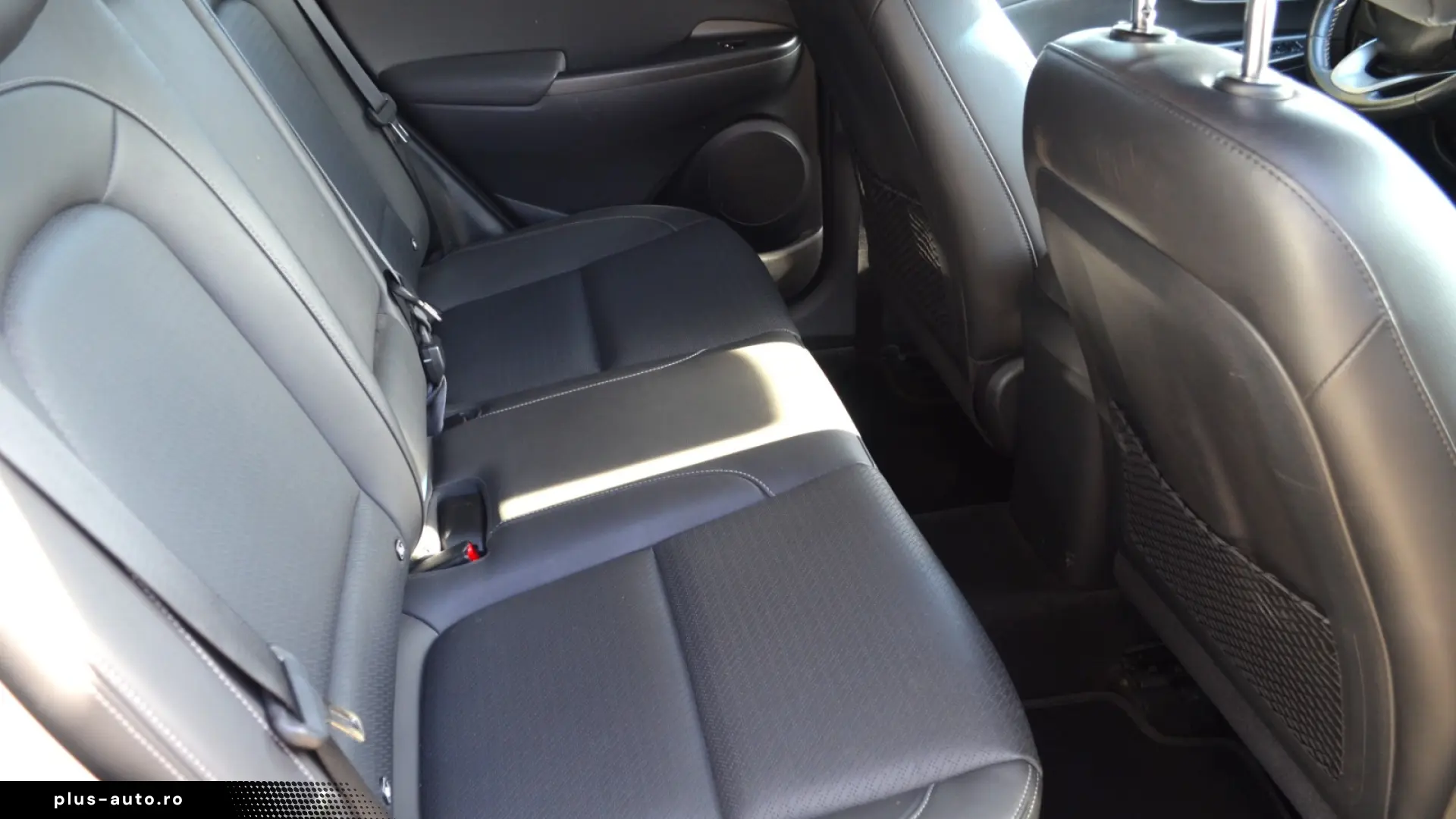 HYUNDAI KONA 1.6 T-GDI  177 CP 4 WD PREMIUM TVA NEDEDUCTIBIL