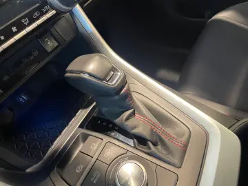SUZUKI Across 2.5 Plug-In Hybrid Comfort  E-Four PHEV