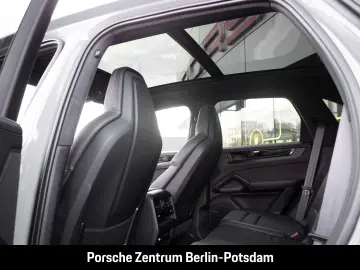 PORSCHE Cayenne GTS InnoDrive Head-Up Standheizung 22-Zo