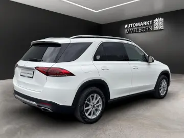 MERCEDES-BENZ GLE 300 d HUD Distro Burmest 360 Pano …