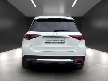 MERCEDES-BENZ GLE 300 d HUD Distro Burmest 360 Pano …