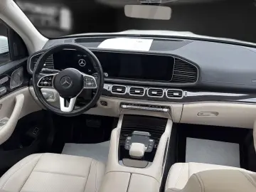 MERCEDES-BENZ GLE 300 d HUD Distro Burmest 360 Pano …