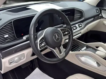 MERCEDES-BENZ GLE 300 d HUD Distro Burmest 360 Pano …