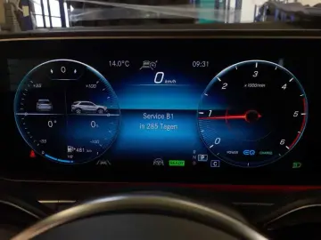 MERCEDES-BENZ GLE 300 d HUD Distro Burmest 360 Pano …