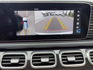 MERCEDES-BENZ GLE 300 d HUD Distro Burmest 360 Pano …