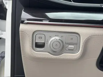 MERCEDES-BENZ GLE 300 d HUD Distro Burmest 360 Pano …