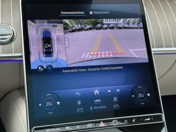MERCEDES-BENZ AMG S 63 E Pano HUD Burm3D 4xMassage Night TV
