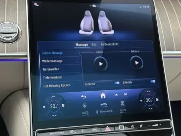 MERCEDES-BENZ AMG S 63 E Pano HUD Burm3D 4xMassage Night TV