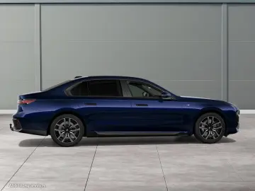 BMW 750e xDrive Lim. M Sportpaket ACC SkyLounge AHK