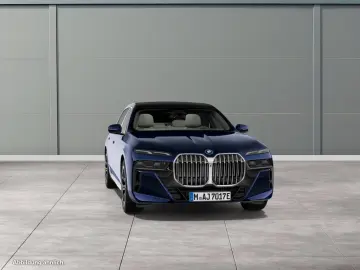 BMW 750e xDrive Lim. M Sportpaket ACC SkyLounge AHK