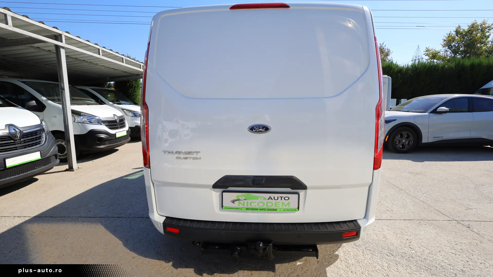 Ford Transit Custom L2H1 2.0 130CP AUTOMAT