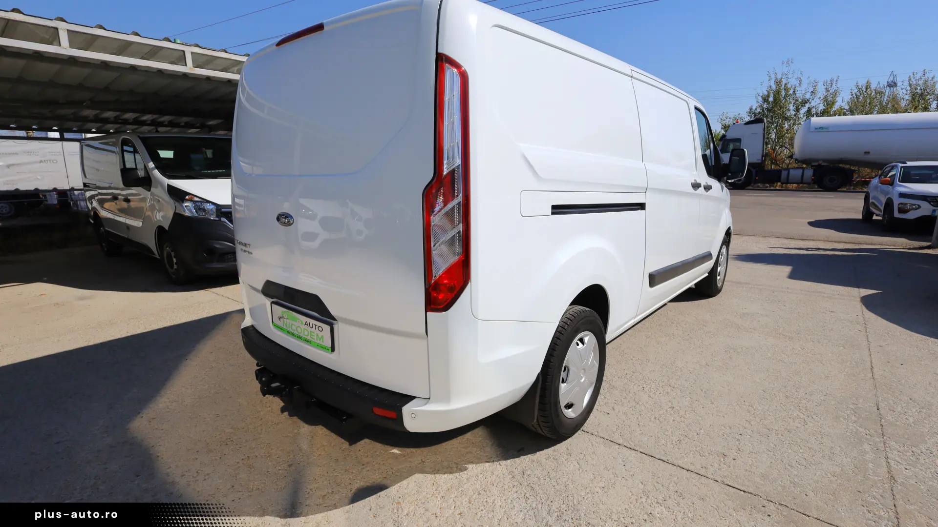Ford Transit Custom L2H1 2.0 130CP AUTOMAT