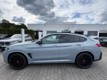 BMW X4 M Competition Paket HUD