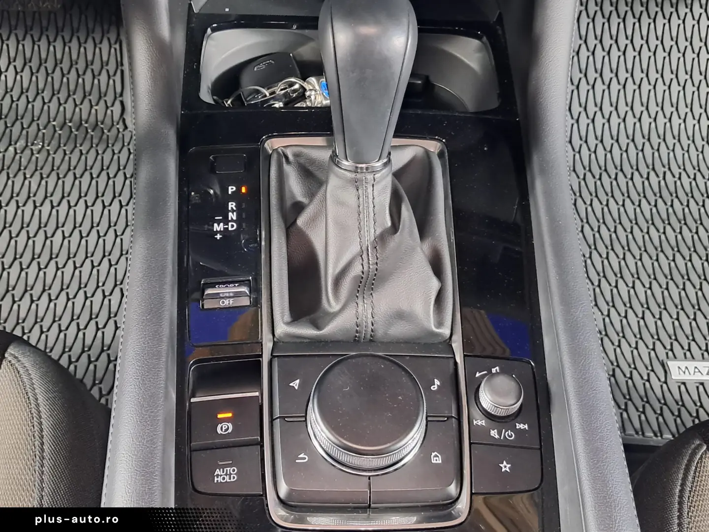 MAZDA 3 EXLUSIV-LINE E-SKYACTIV X 6AT 186CP 2023