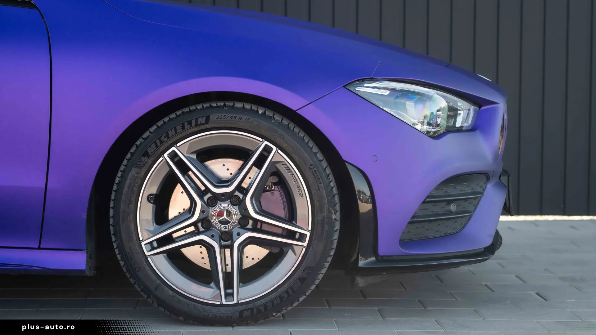 Mercedes-Benz CLA 200 7G-DCT AMG Line
