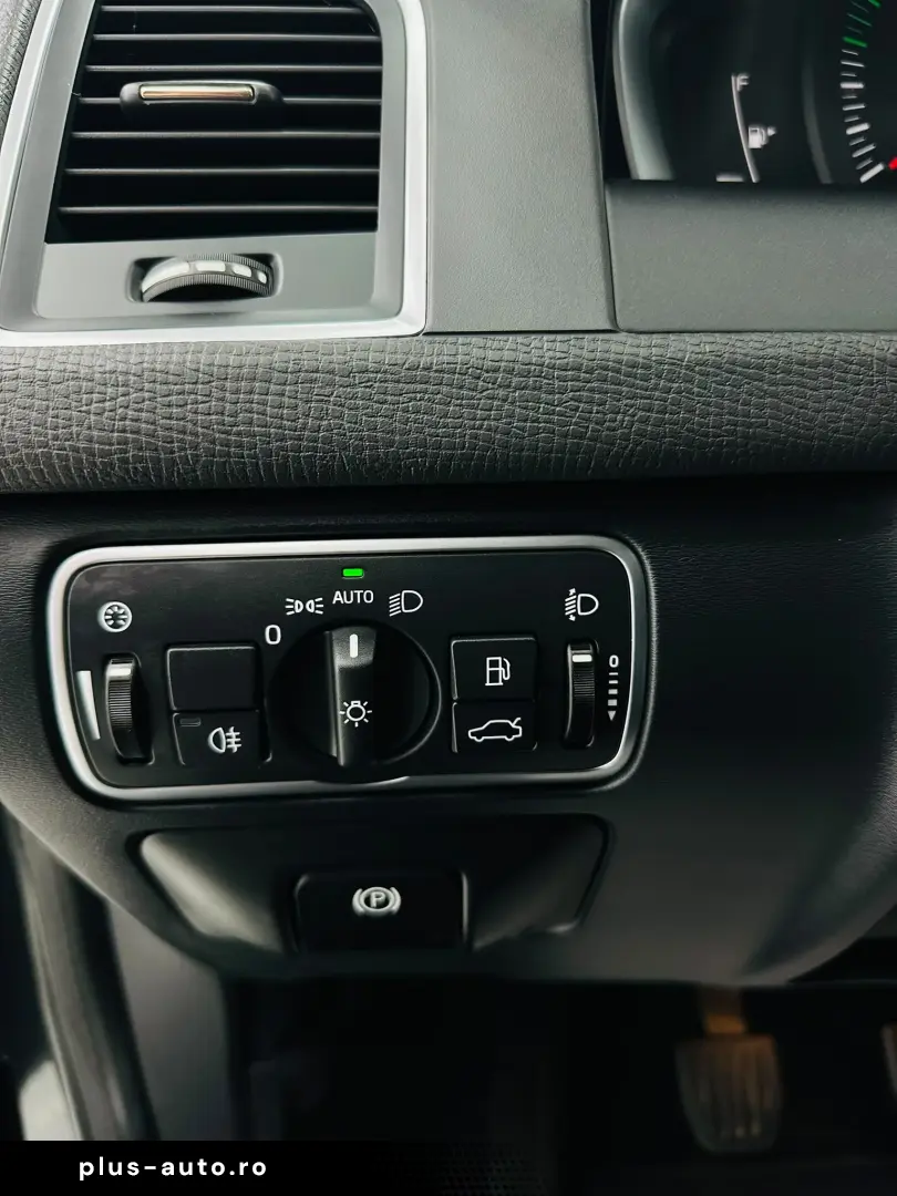 VOLVO XC60 2017 2.0D E6 Garantie 12 Luni Rate Avans 0 Doar C