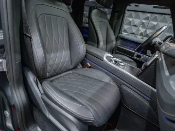 MERCEDES-BENZ G 400 d AMG  SUPERIOR Magno Lack