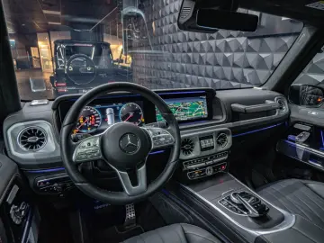 MERCEDES-BENZ G 400 d AMG  SUPERIOR Magno Lack