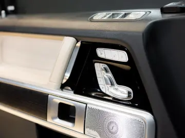 MERCEDES-BENZ G 400 d  Burmester  AMG  Manufaktur  Exclusive