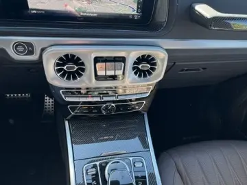 MERCEDES-BENZ G 400d Monza Magno-Tartufo Carbon Supe…