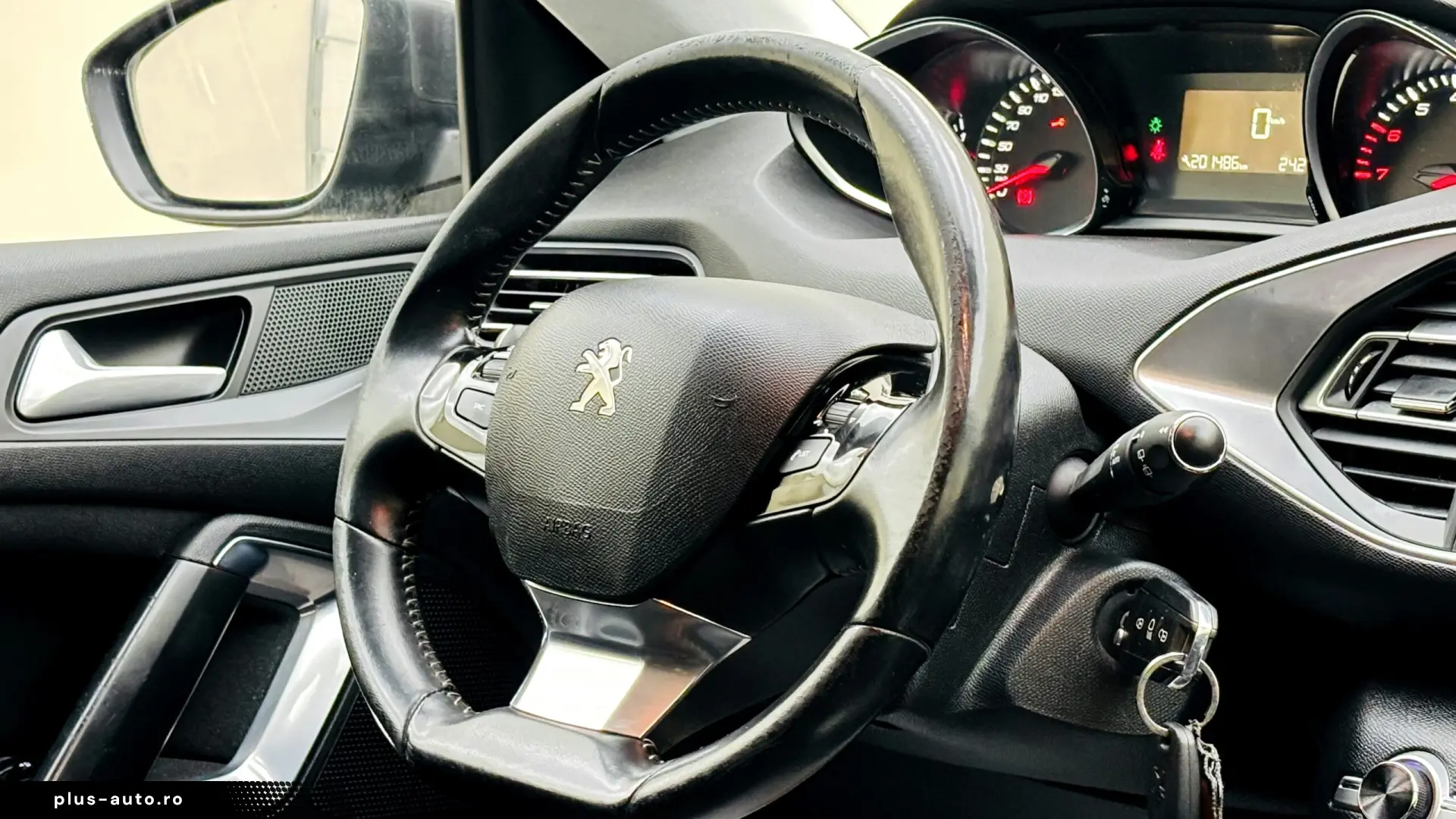 PEUGEOT   308   1.2 BENZINA   110CP   An 2018   Euro 6   Man