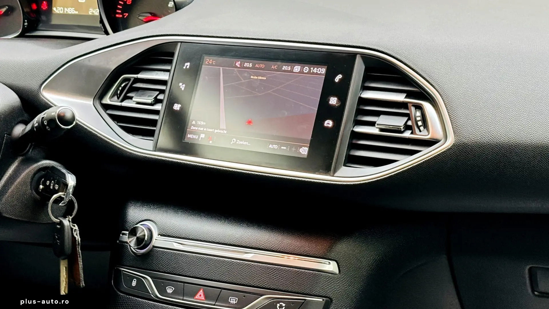PEUGEOT   308   1.2 BENZINA   110CP   An 2018   Euro 6   Man