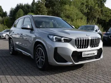 BMW X1 sDrive 18i M-Sport LED NAVI KAMERA SHZ PDC