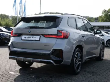 BMW X1 sDrive 18i M-Sport LED NAVI KAMERA SHZ PDC