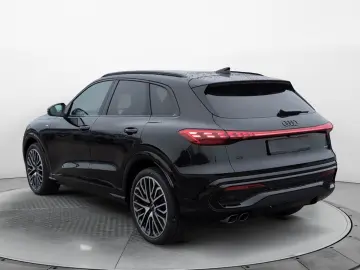 Audi Q5 150 KW S-Tronic S-Line