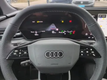 Audi Q5 150 KW S-Tronic S-Line