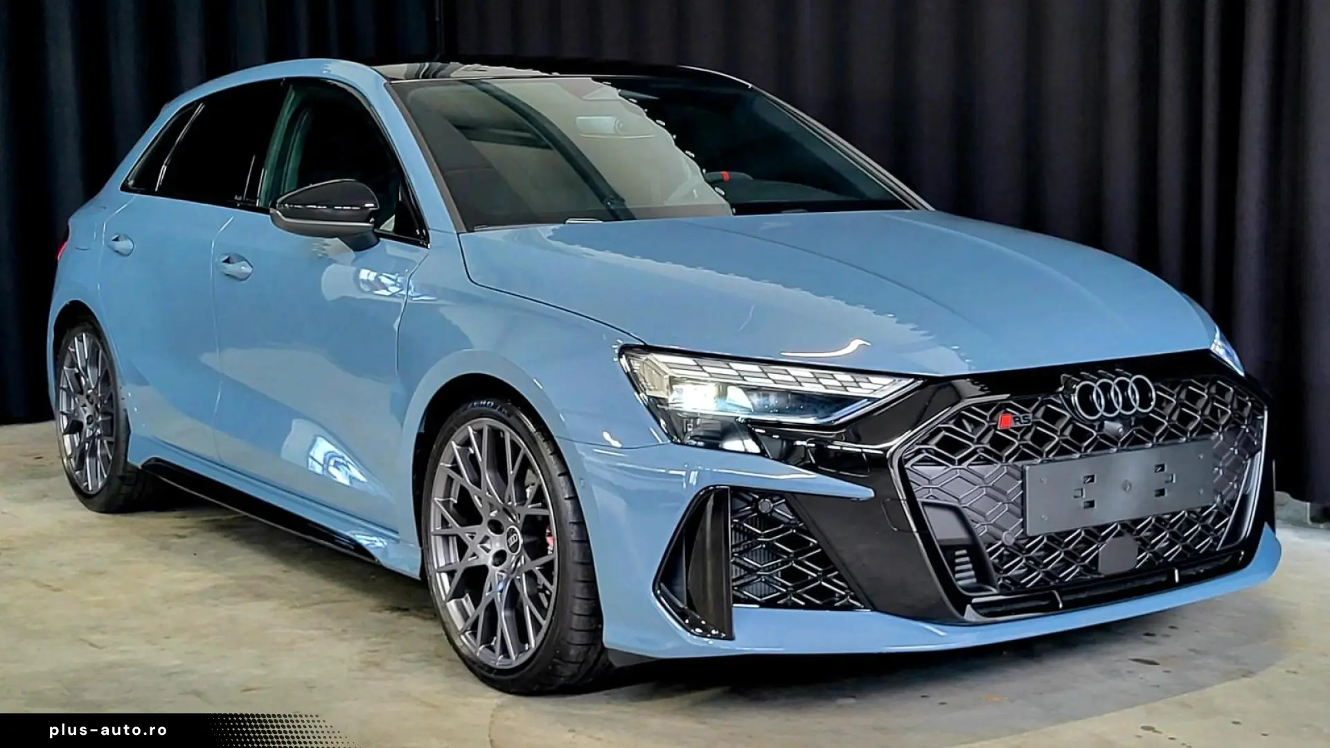 Audi RS3 quattro 2.5 TFSI