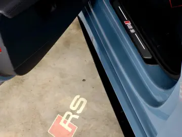 Audi RS3 quattro 2.5 TFSI