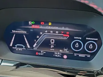 Audi RS3 quattro 2.5 TFSI