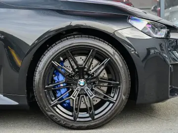 BMW M2 Steptronic M-Sitze  HUD  Carbon  Kamera  ACC
