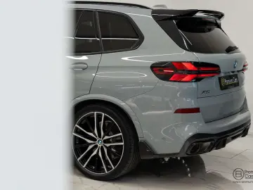 BMW X5 xDrive50e hybrid M-Performance bodykit! Pano