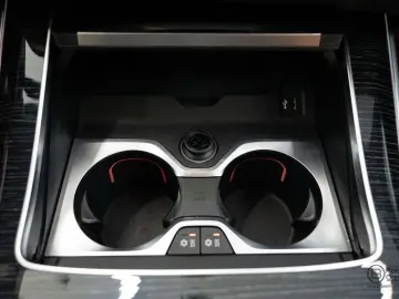 BMW X5 xDrive50e hybrid M-Performance bodykit! Pano