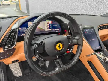 FERRARI Roma 20_ACC_CARBON_360 _MATRIX_ FULL
